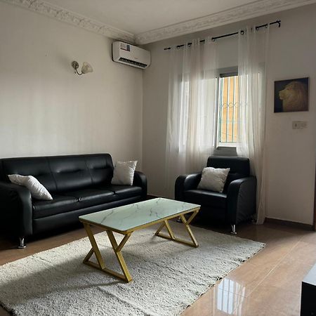 Appartements Modernes, Wifi, Tv - Yaounde, Omnisports エクステリア 写真