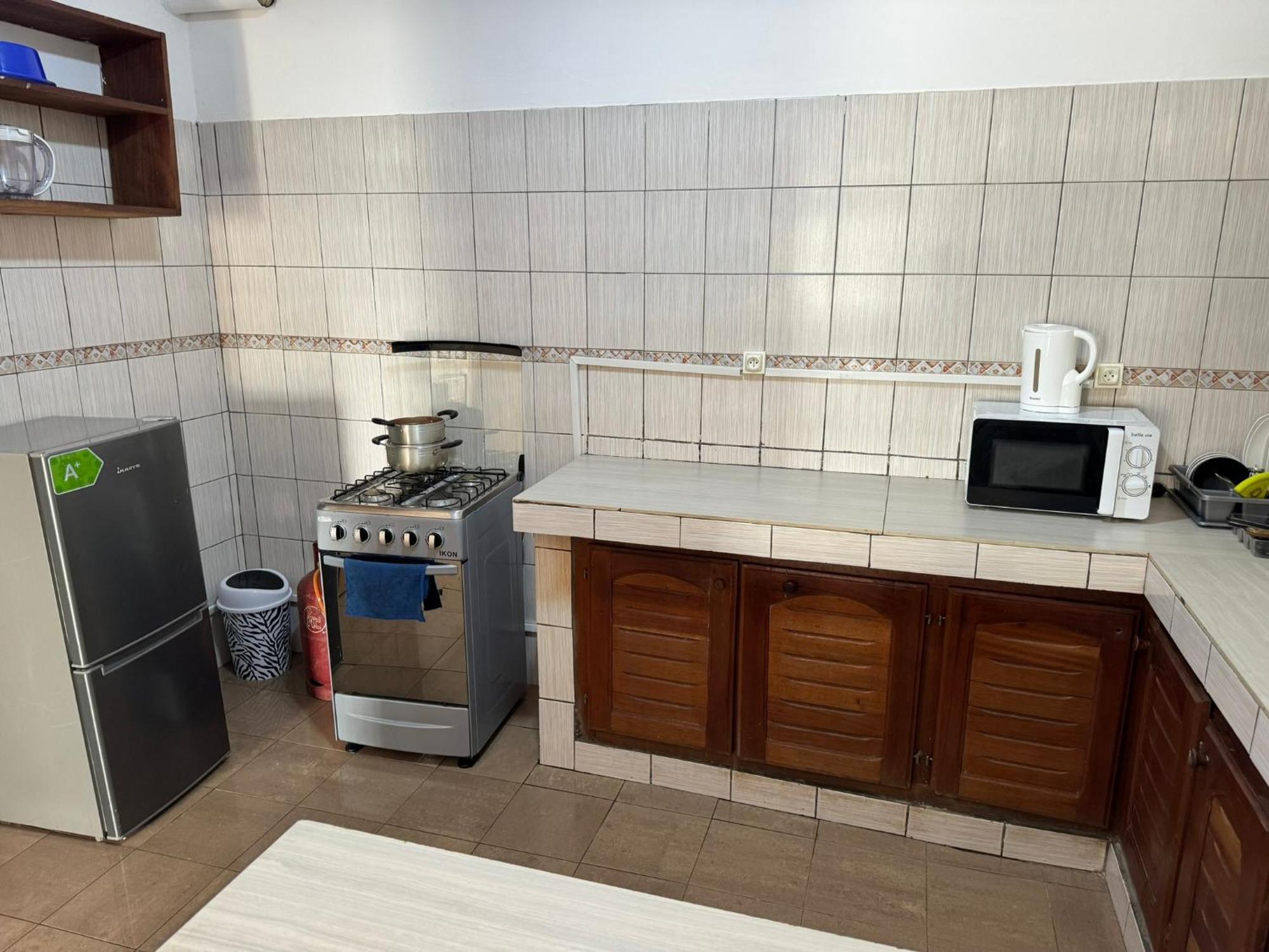Appartements Modernes, Wifi, Tv - Yaounde, Omnisports エクステリア 写真